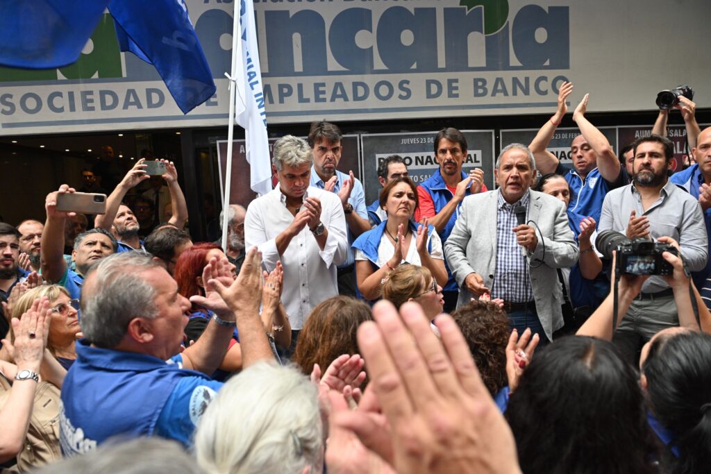 Dictaron conciliación obligatoria y no habrá paro este viernes en Santander, Galicia y Supervielle