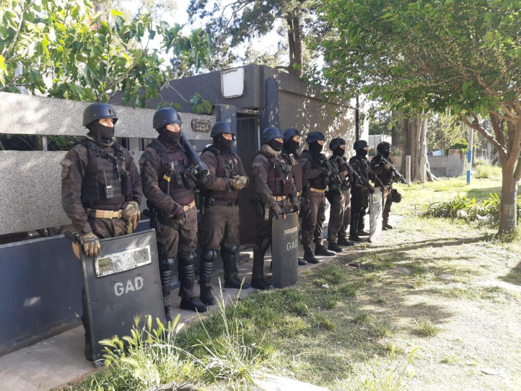 Tras un importante operativo fue aprehendido un joven que le había disparado a un vecino