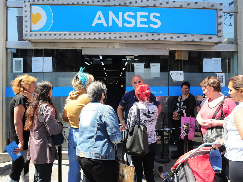 El lunes 27 las oficinas de ANSES permanecerán cerradas por el Día de los Trabajadores Previsionales