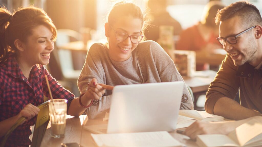 ¿Fotocopias con descuento? Cuenta DNI sumó un 40% de ahorro en comercios universitarios