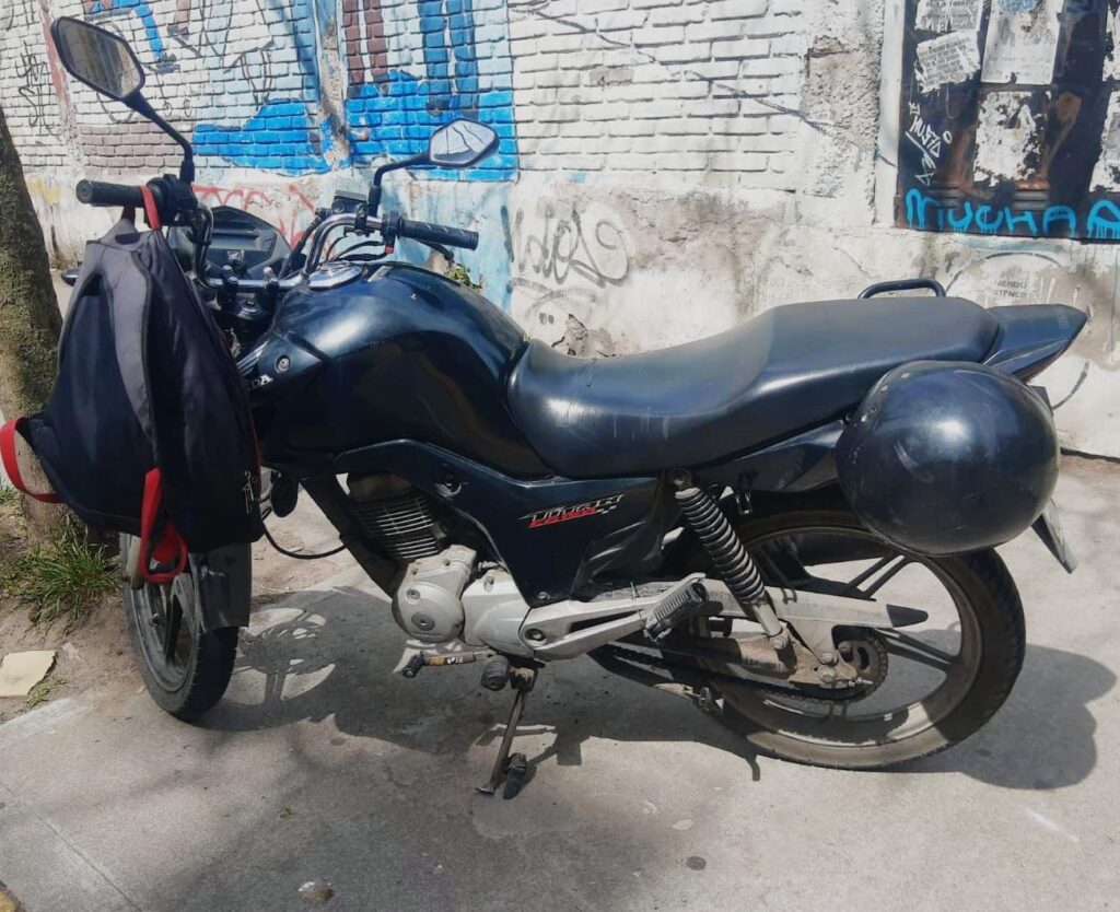 Un menor de edad resultó aprehendido por robar una moto con una yuga
