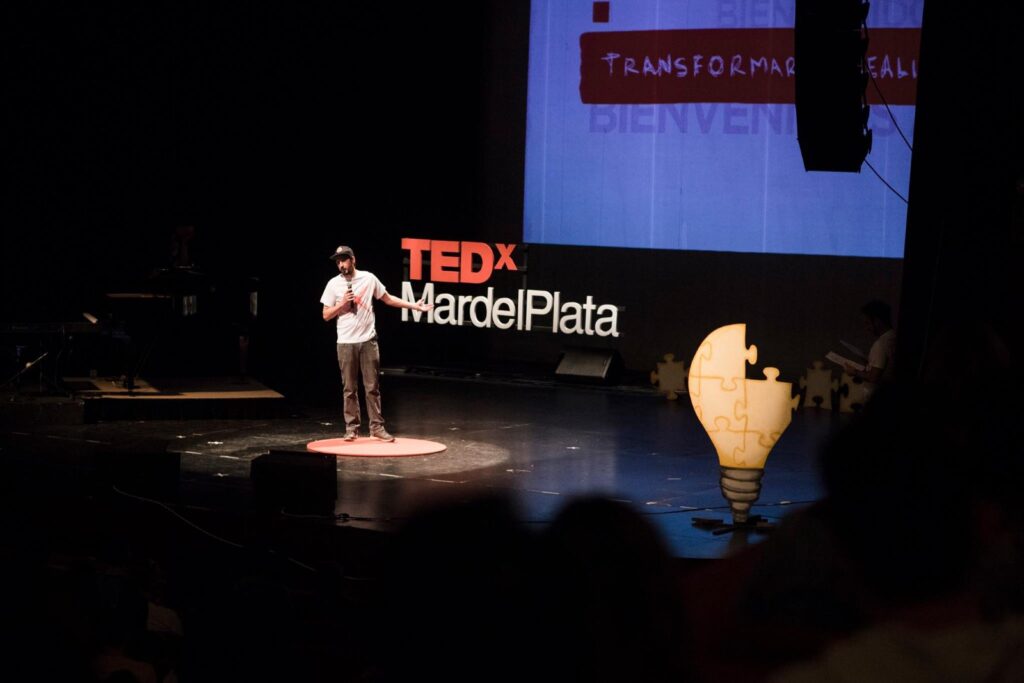 Segundo encuentro en Mar del Plata: «Pensar la comunicación en la Era Digital»