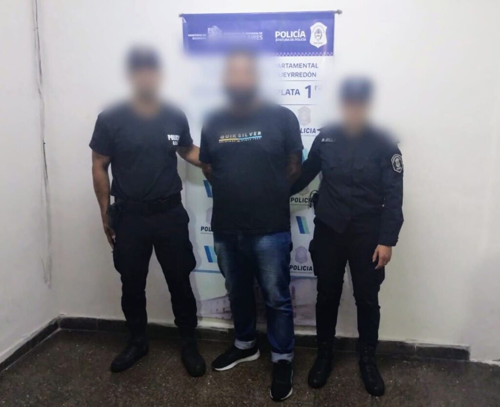 Dos aprehendidos por agredir a una mujer, a la policía y generar disturbios