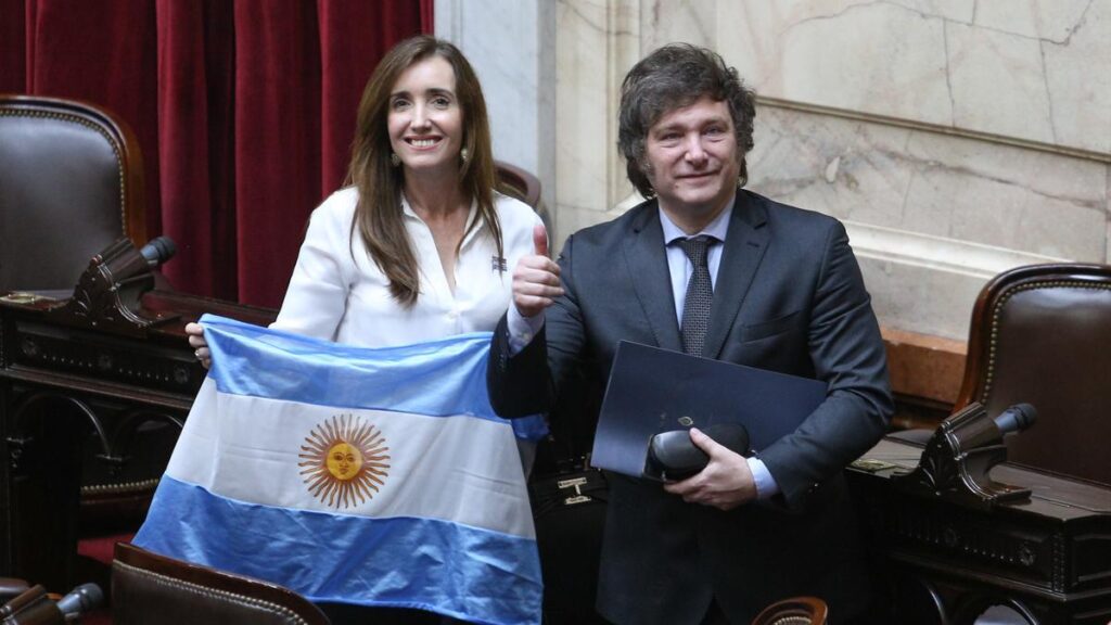 Aviones, inhibidores de drones y radares custodian los cielos por asunción del nuevo presidente
