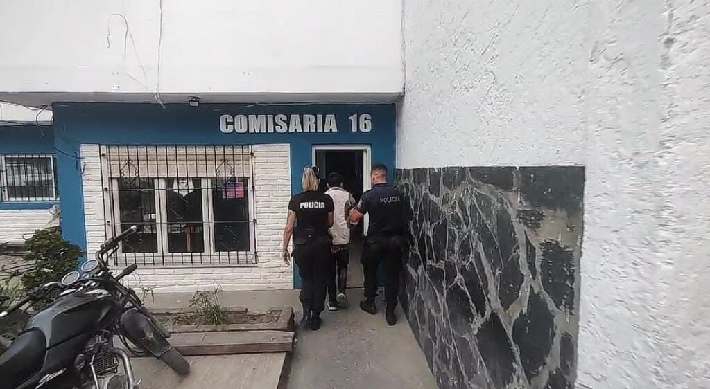 Un joven resultó aprehendido tras amenazar a su pareja