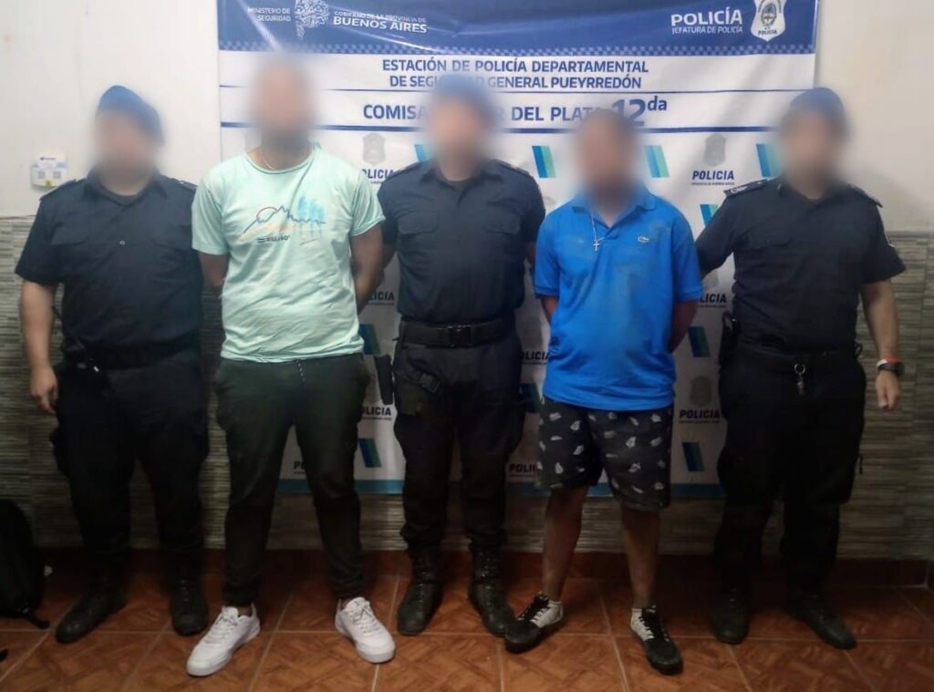 Dos jóvenes con frondosos antecedentes robaron la camioneta a un turista y terminaron aprehendidos