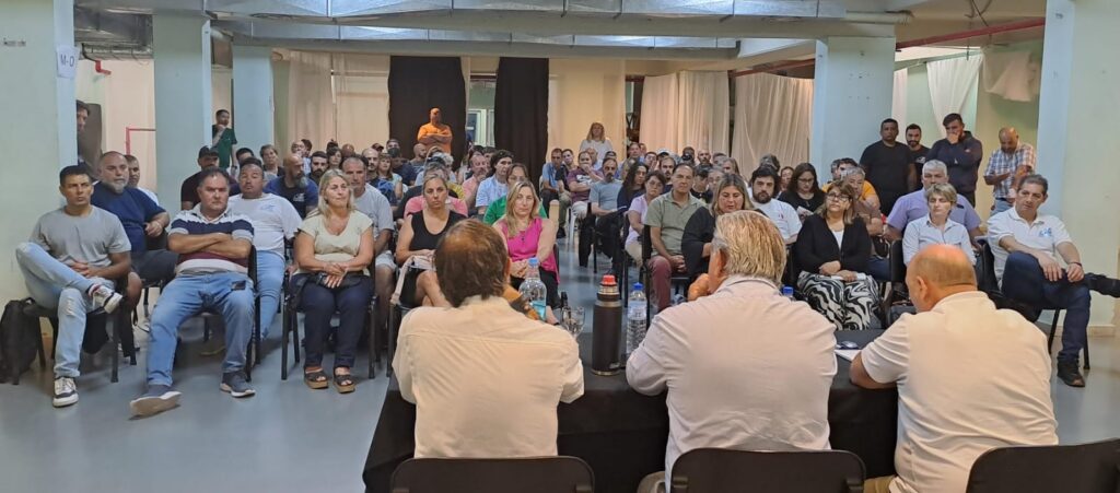 El Sindicato de Empleados de Comercio se declara en estado de alerta y adhiere a la movilización y al paro convocado por l…