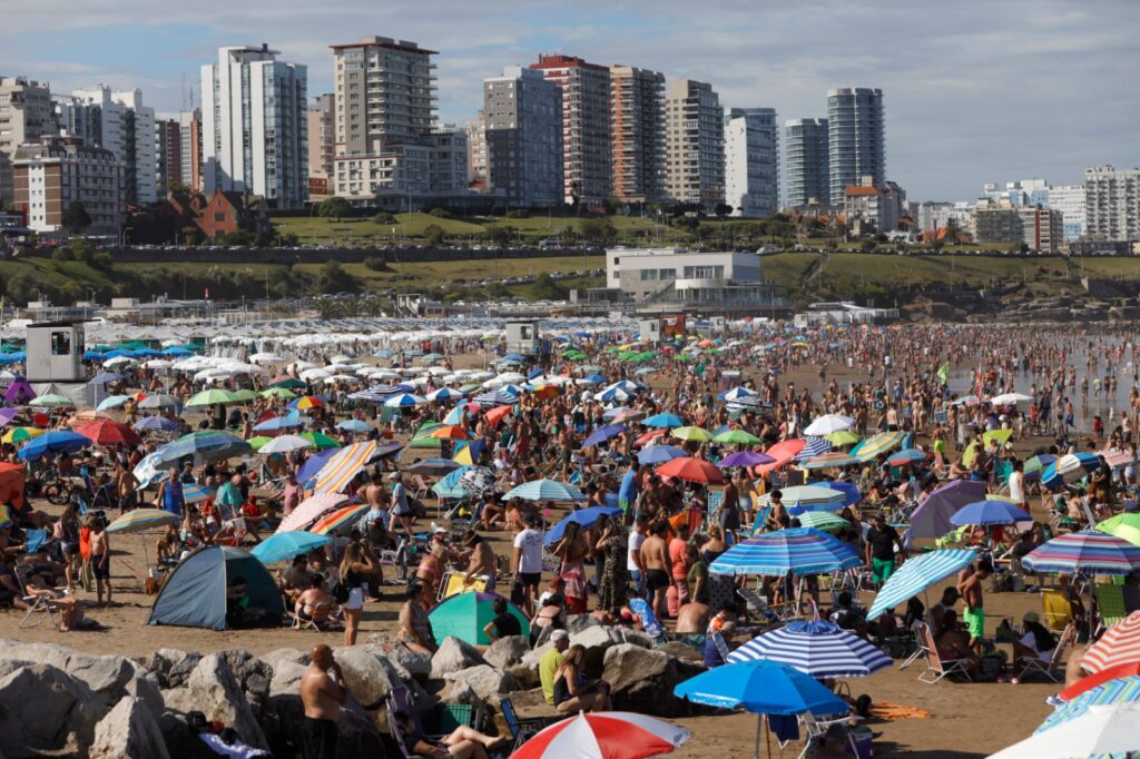 Mar del Plata recibió a más de 300 mil turistas durante la primera semana de enero