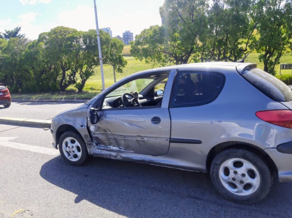 Una holandesa y un marplatense terminaron en el HIGA tras un choque en Playa Grande