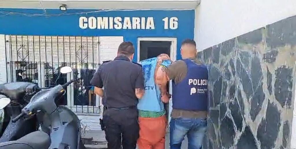 Quedó detenido un peligroso delincuente al que reconocieron porque le falta una pierna