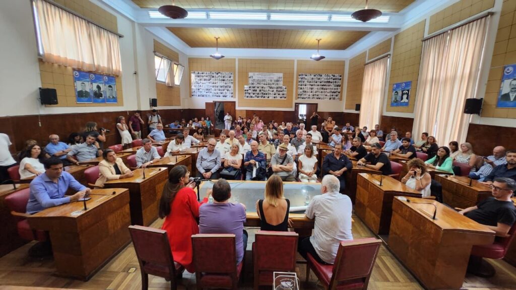 Comenzó la recolección de mensajes para el 200º aniversario de Mar del Plata