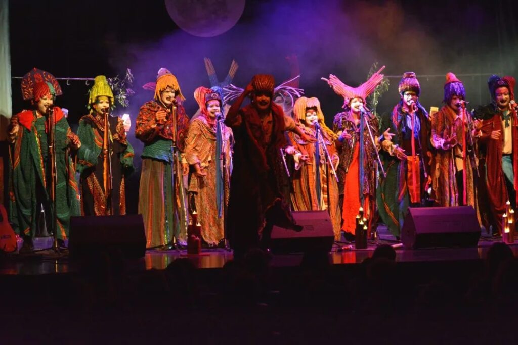 Lunes de carnaval junto a La Kuppe y murga estilo uruguaya