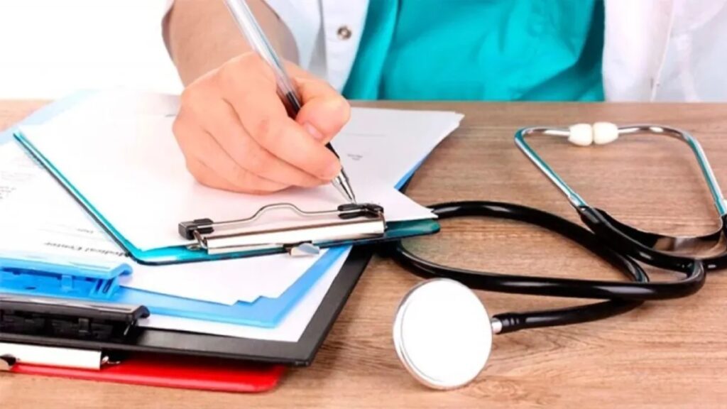Mar del Plata: Justicia ordenó restituirle el servicio de medicina prepaga a una jubilada tras aumento de 280%