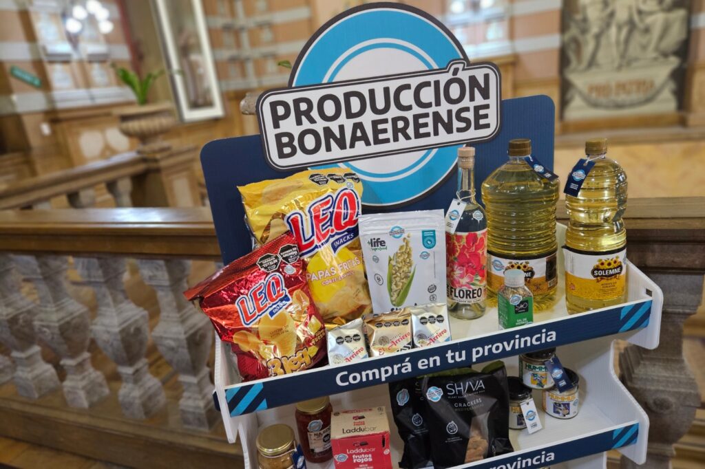 Kicillof planteó la necesidad de elaborar una ley de góndolas bonaerense