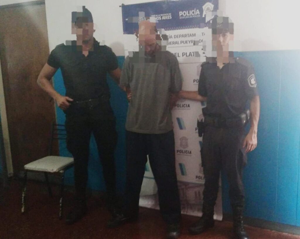 Intentó robar dos quesos de un supermercado chino y terminó en Batán