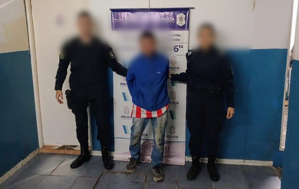 Delincuente con frondosos antecedentes ingresó a una casa a robar y lo descubrieron los vecinos