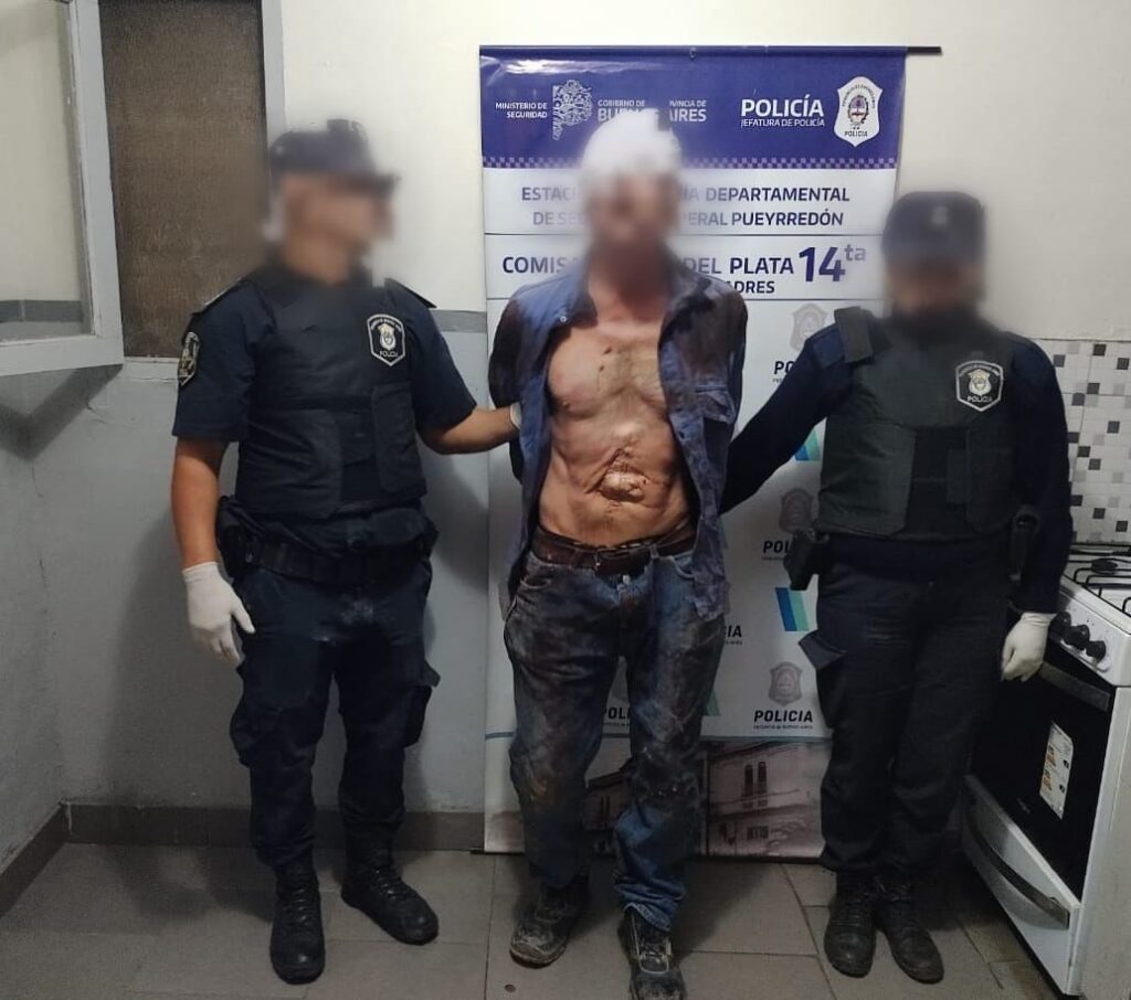 Intentó robar un almacén con una recortara pero el dueño lo redujo y terminó aprehendido