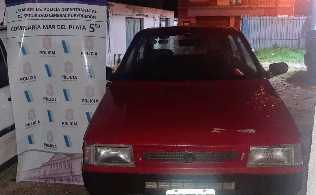Delincuente circulaba con un vehículo robado y terminó aprehendido