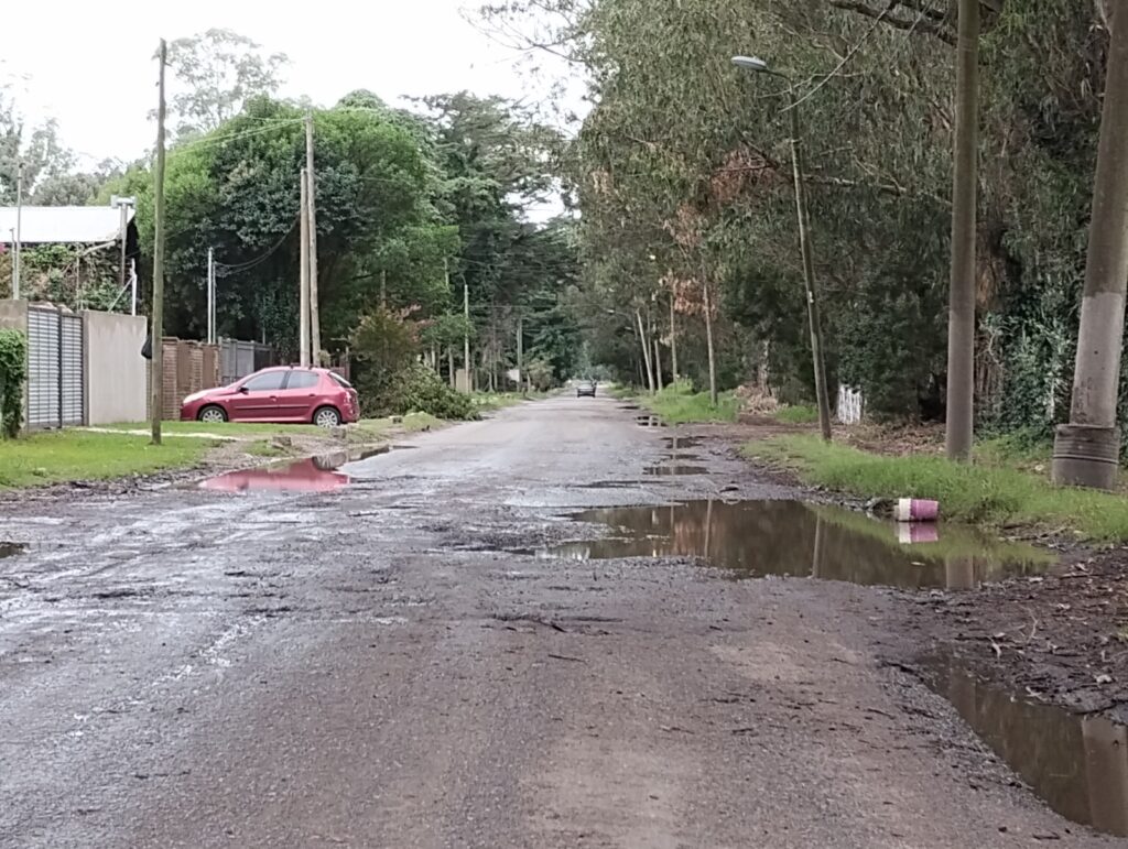 Vecinos de Las Dalias realizarán un rally para reclamar por el abandono de la obra de calle Gandhi
