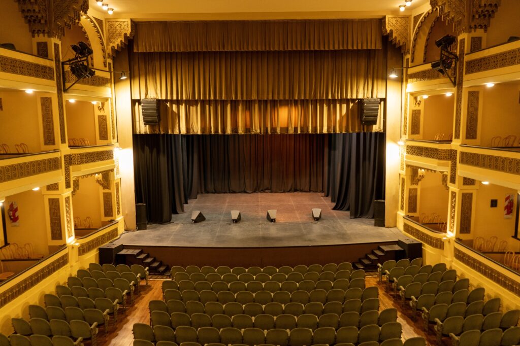 Mejoras en el Teatro Colón: el Municipio terminó los trabajos para acondicionar la sala
