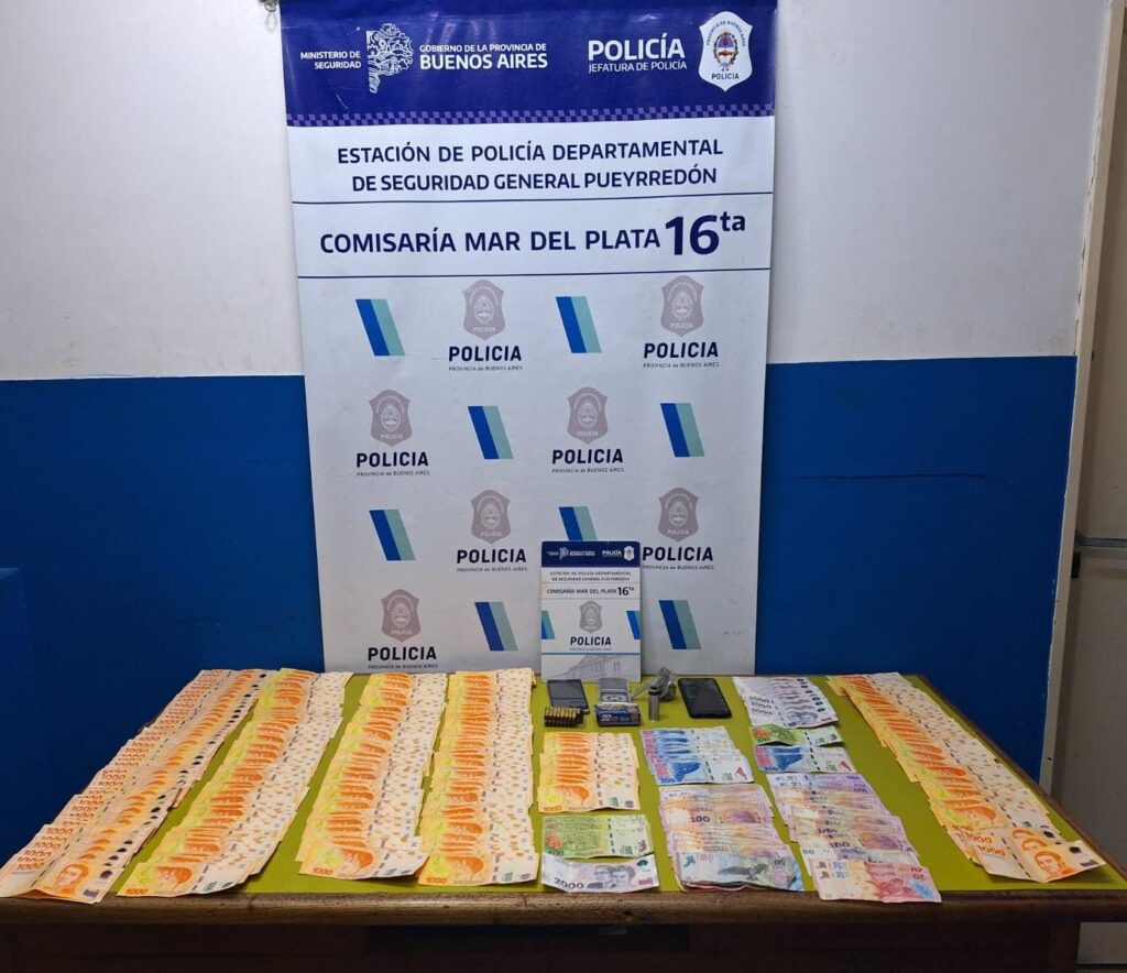Circulaban en una camioneta robada con drogas, armas y dinero: aprehendidos