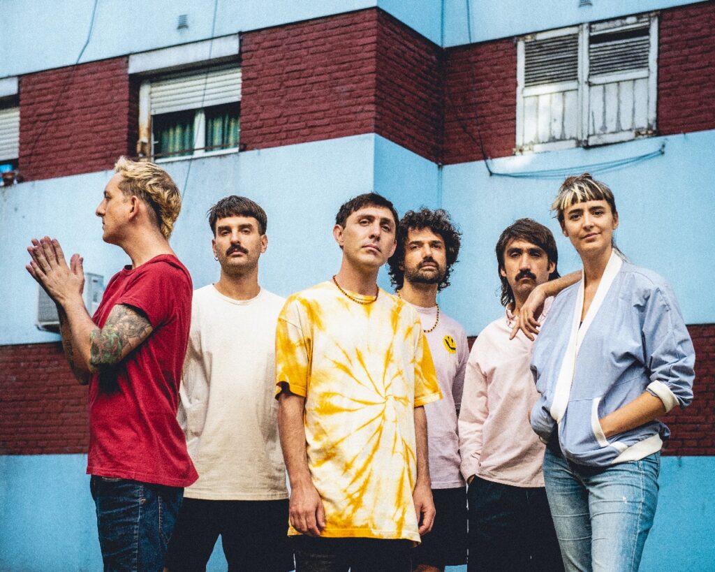 Mi Amigo Invencible regresa a Mar del Plata para presentar un adelanto de su noveno disco