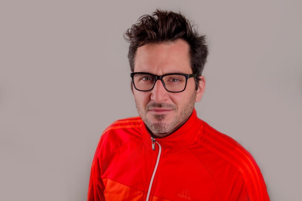 Fede Simonetti presenta su show de stand up “Solo Política”