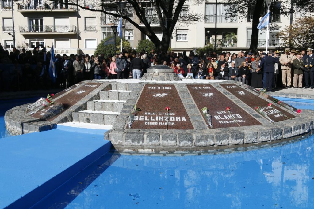 Mar del Plata tuvo su homenaje a los veteranos y caídos en la guerra de las Malvinas