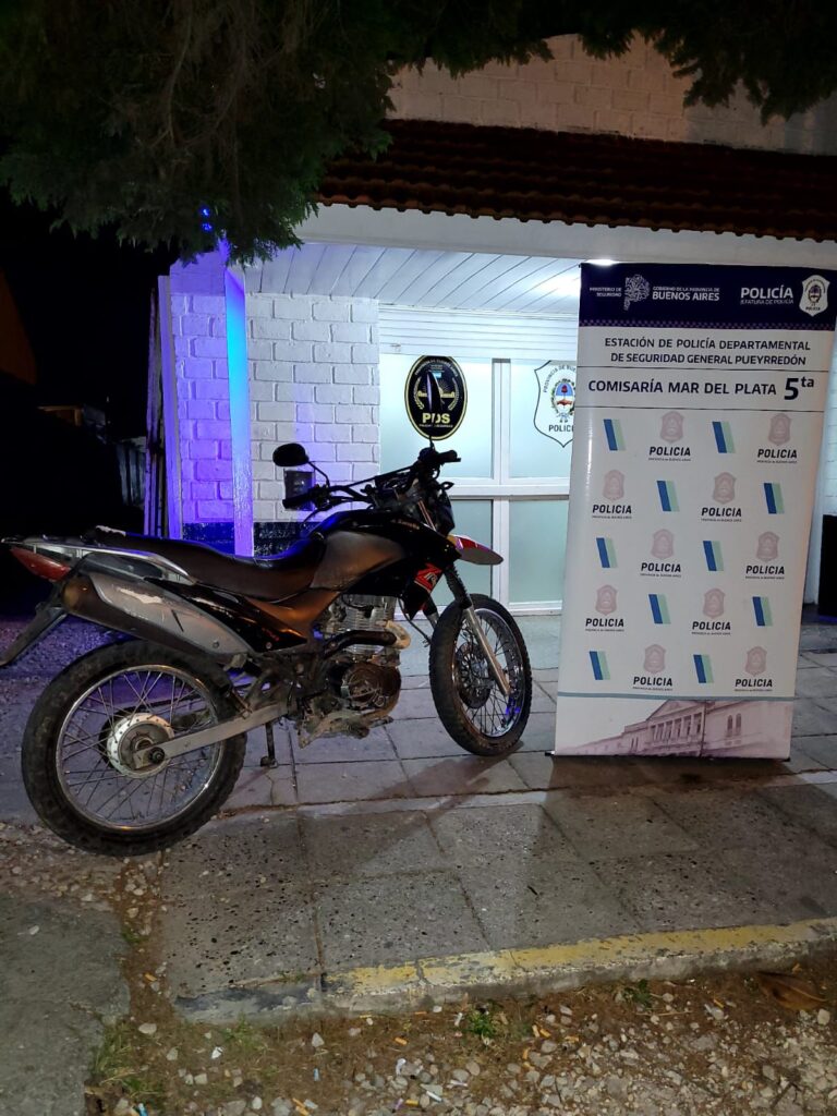 Recuperaron una moto robada y un menor resultó aprehendido y entregado a su madre