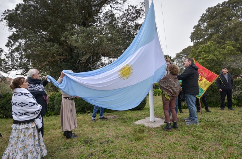Todo listo para el acto oficial por el 214 aniversario de la Revolución de Mayo