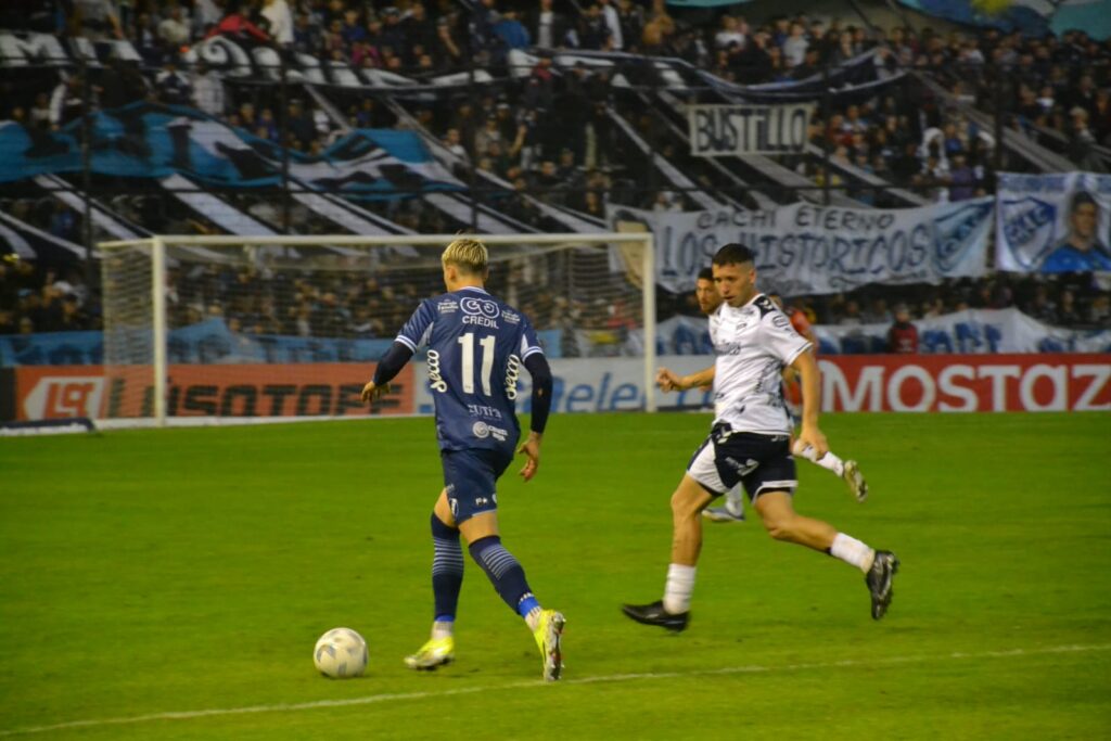 Alvarado sacó un punto en su visita a Quilmes