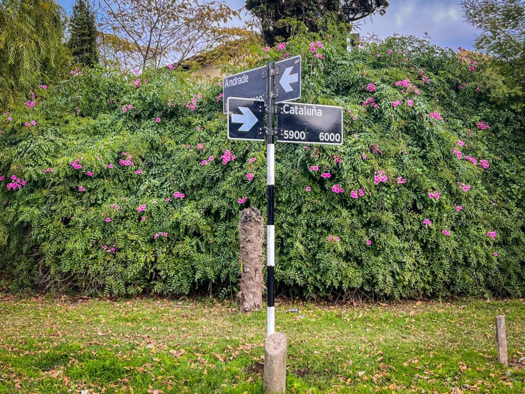 La Municipalidad realiza el cambio de circulación en una zona del barrio Estrada