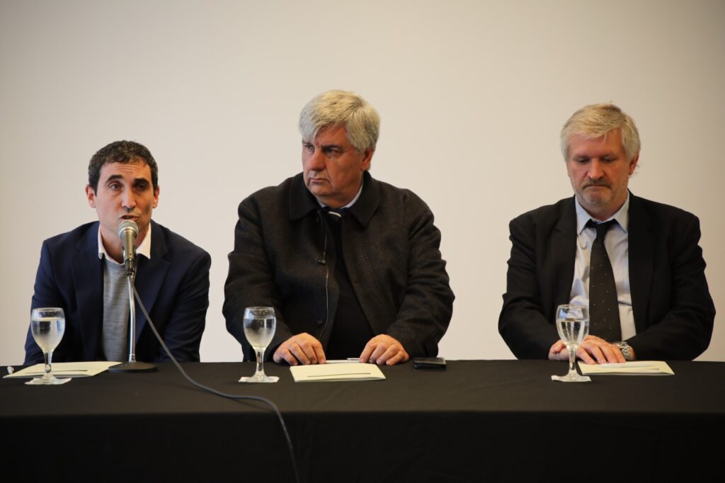 Mar del Plata: El Subsecretario de Recursos Acuáticos y Pesca presentó a las nuevas autoridades del INIDEP