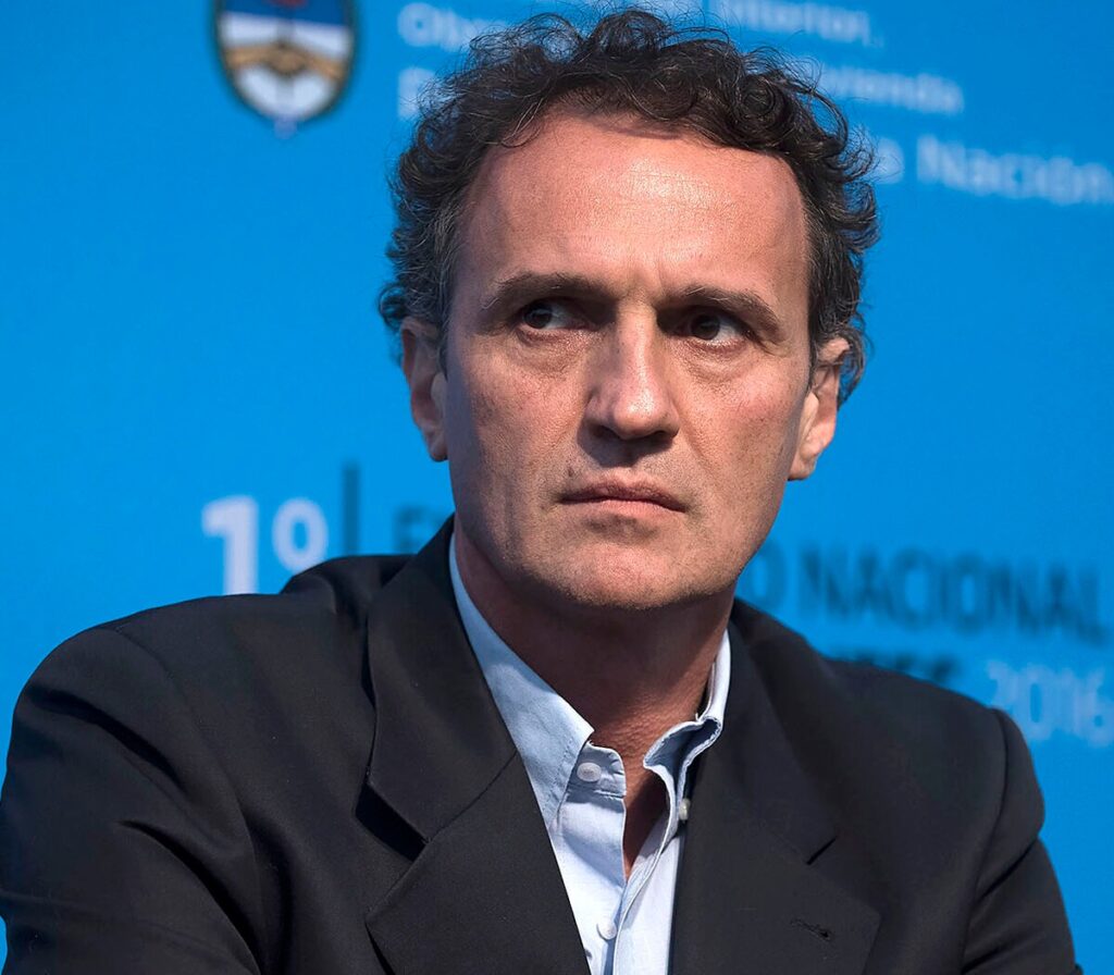 Katopodis: «Vamos a convocar a una gran movilización para evitar que la Ley Bases sea sancionada en el Senado»