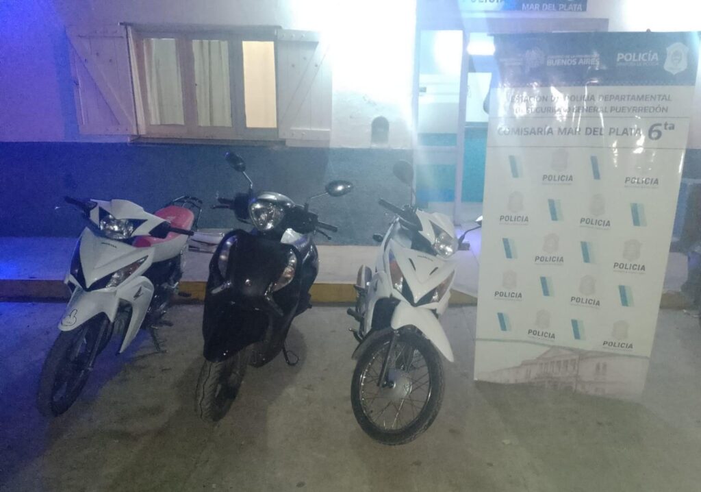 Dos aprehendidos por robar motos armados y simulando ser repartidores