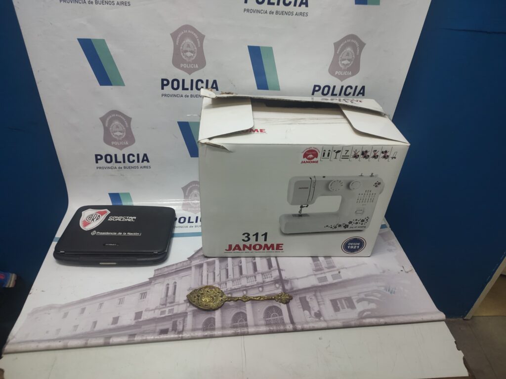 «Está para robarse un remis»: delincuentes se delataron tras cometer un robo y quedaron aprehendidos