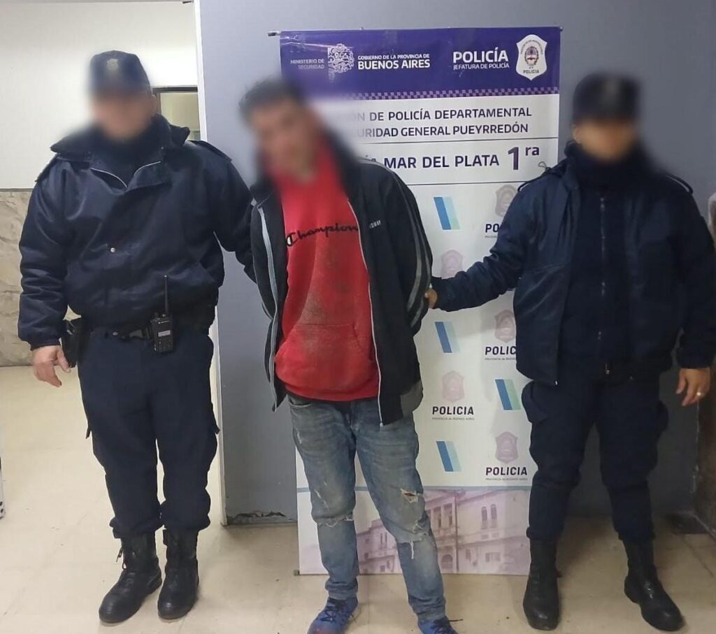 Delincuente con frondosos antecedentes quedó aprehendido cuando intentaba robar un Corsa