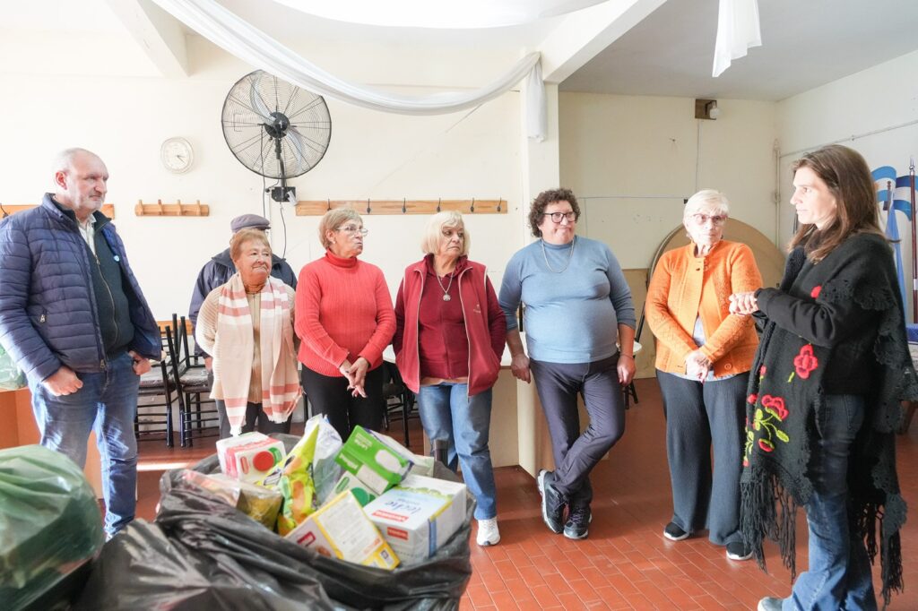 El Auditorium entrega más de una tonelada de alimentos recolectados en funciones de cine nacional