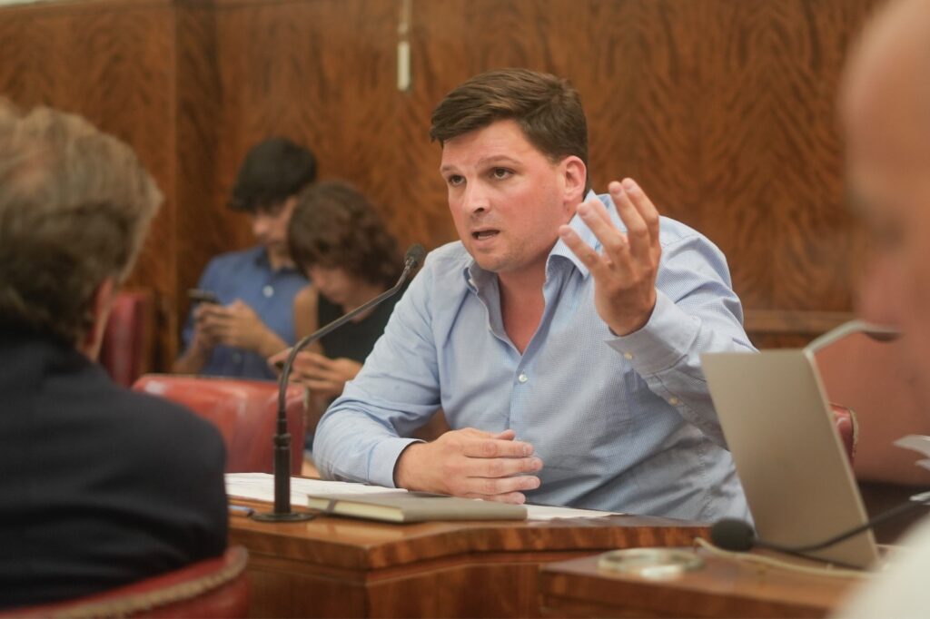 Cheppi: «La ley bases profundiza el desempleo y destruye la industria en Argentina y Mar del Plata»