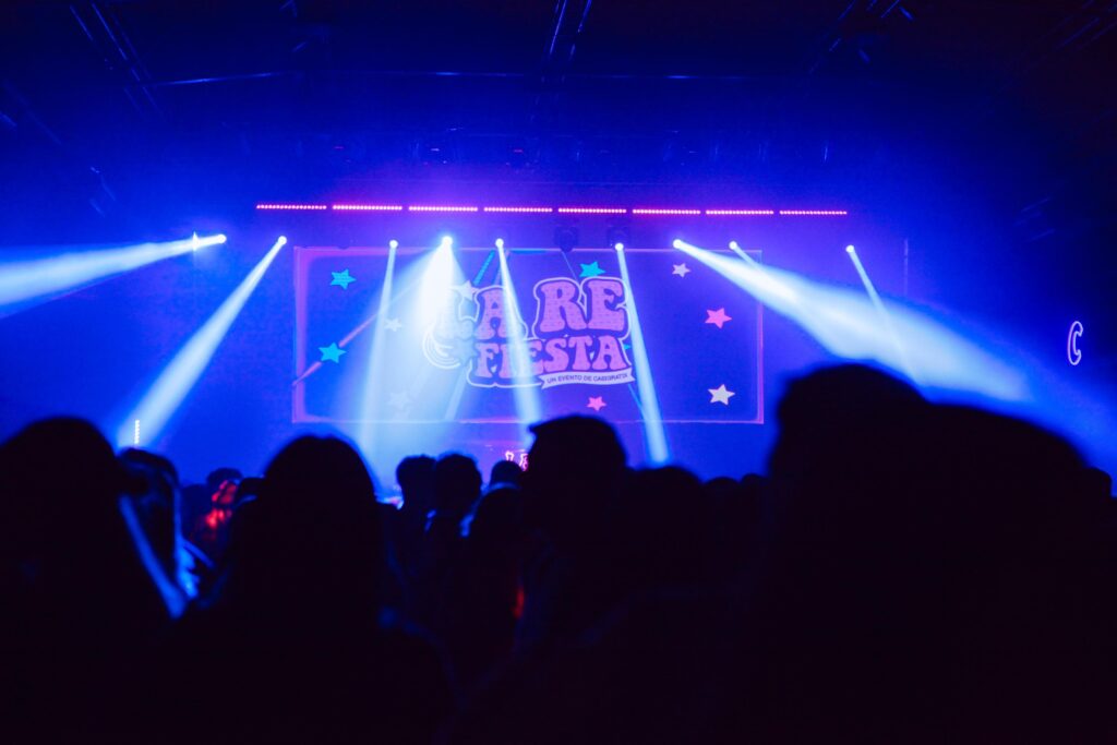 Este viernes La Re Fiesta vuelve en un horario apto para millenials “cansaditos”