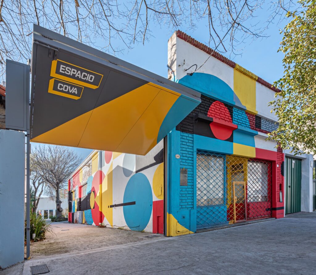 Ciclo de cultura solidaria en el espacio COVA: el Colegio de Arquitectos convoca a artistas locales
