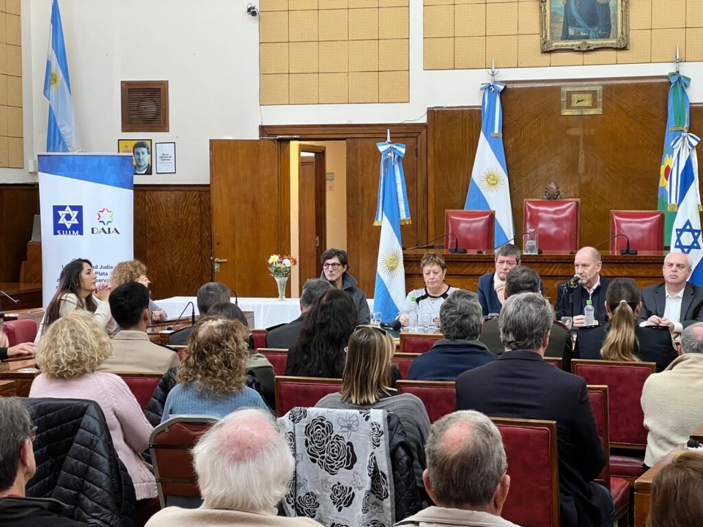 Se realizó el acto oficial en el Concejo Deliberante a 30 años del atentado a la AMIA