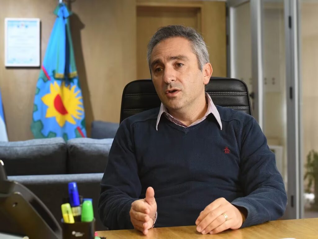 Larroque: «En Argentina volvemos a discutir timba o producción»