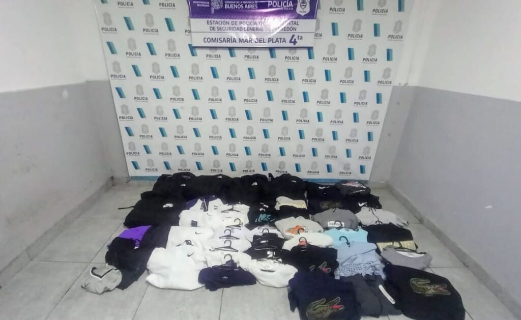 Rompieron una reja para robar ropa de un depósito y terminaron aprehendidos
