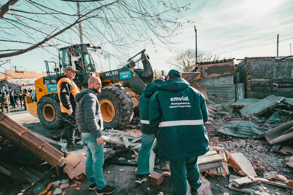 Demolieron un búnker de venta de drogas en el barrio San Jorge donde asesinaron a un hombre