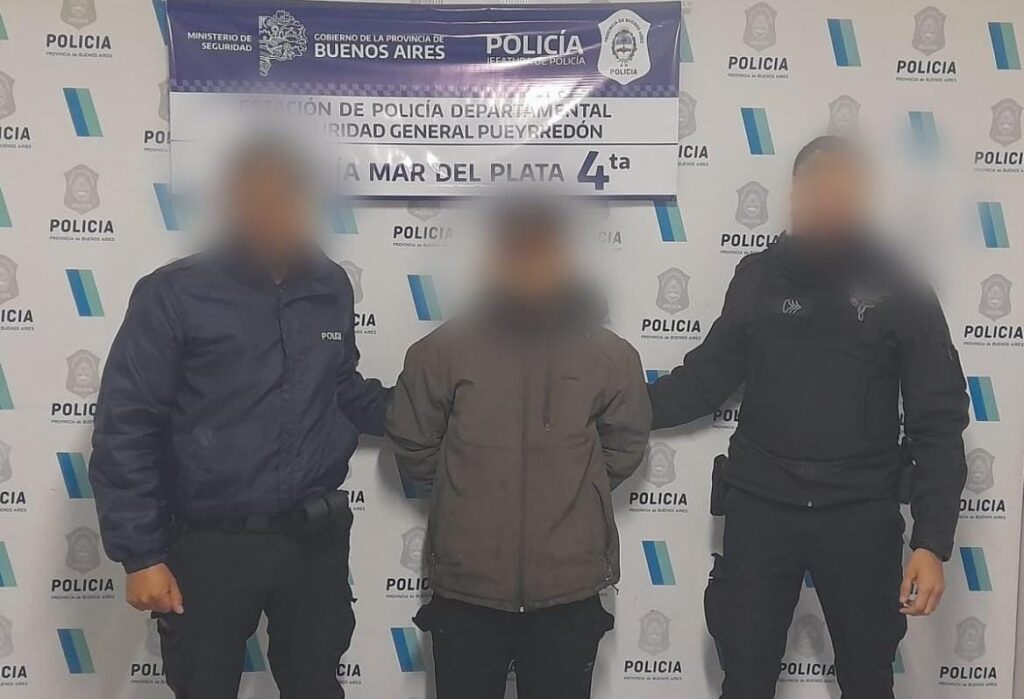 Ingresó a la casa donde vive su madre y su hermana y las golpeó: aprehendido