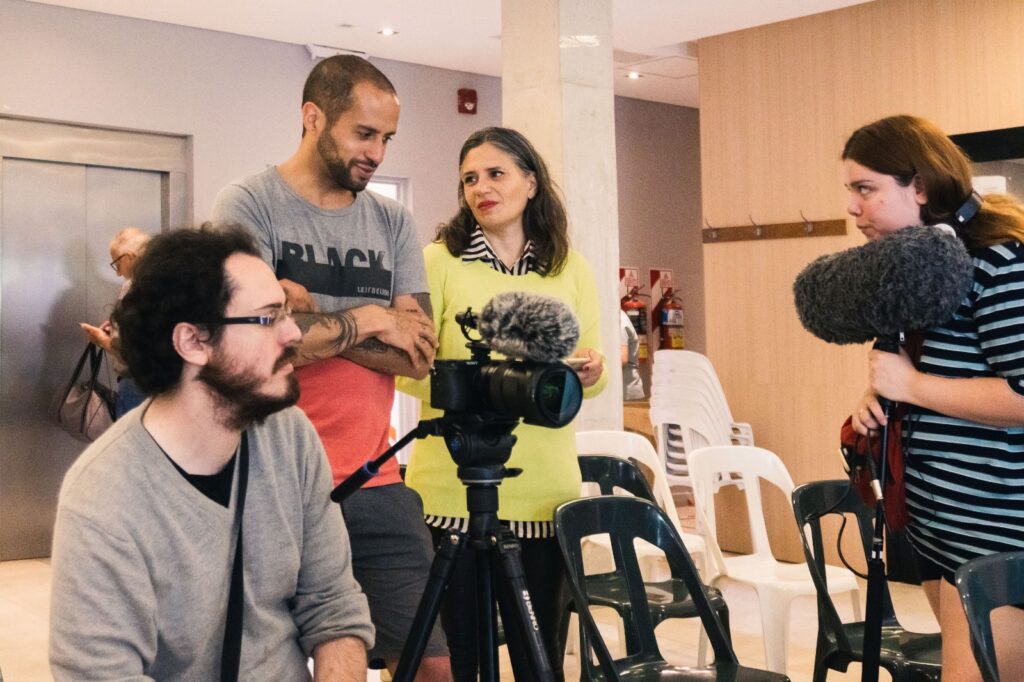 Doble estreno de cine para el Club de Abuelos Narradores de Mar del Plata en su 40 aniversario