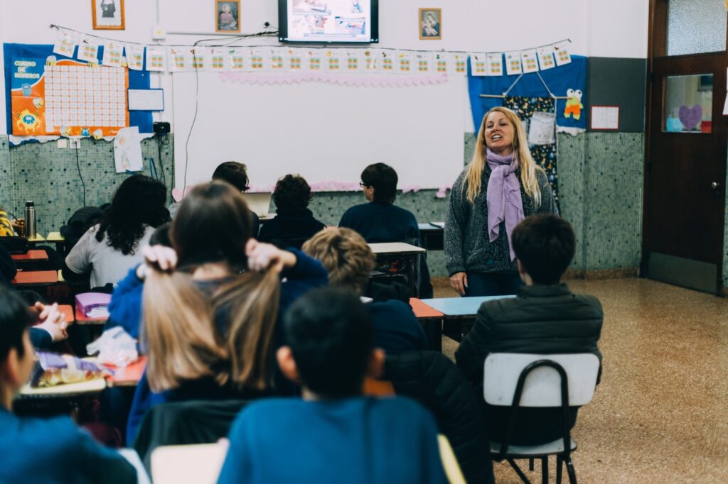 El Municipio capacitó a más de 500 estudiantes sobre prevención de estafas online y ludopatía
