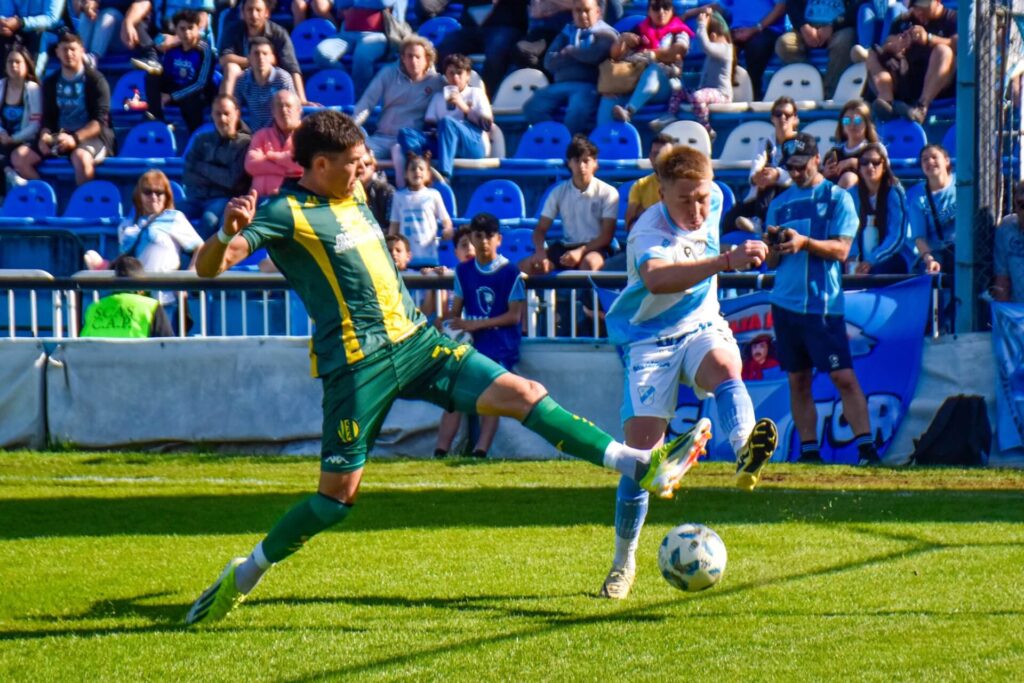 Aldosivi no pasó del empate de local frente a Temperley