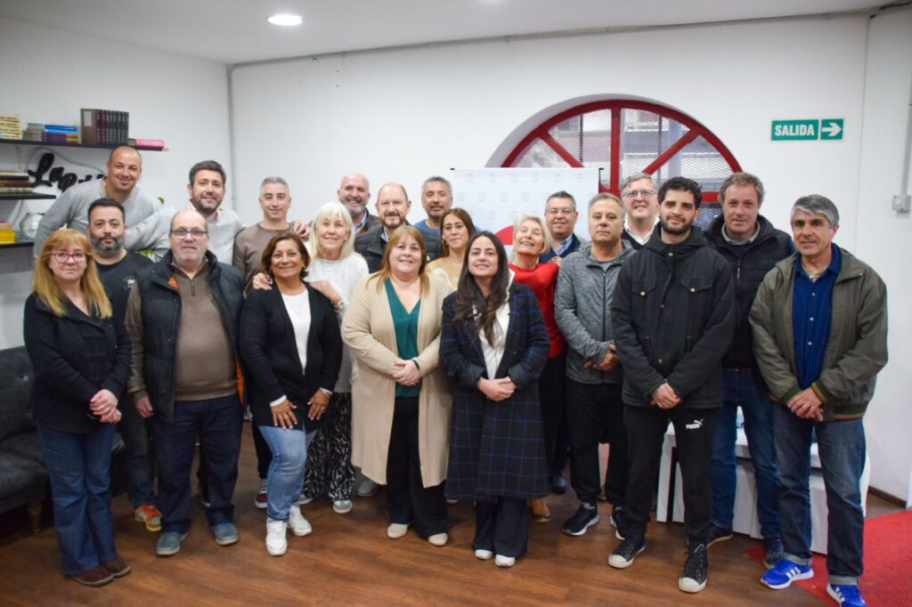 El radicalismo local presentó su lista de cara a la interna partidaria